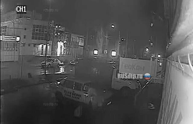 В Ростове-на-Дону пенсионерка порезала колеса 20 автомобилей