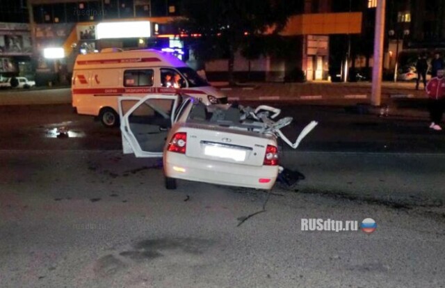 В Ставрополе «Лада Приора» врезалась в грузовик 