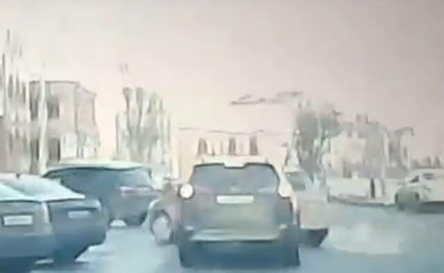 ДТП на улице Осипенко в Тюмени: один поворачивал, а другой обгонял 