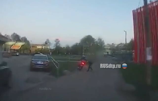 В Эстонии женщина помогла полицейским задержать пьяного водителя мопеда