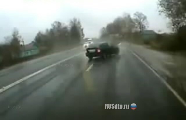 Задом под грузовик 