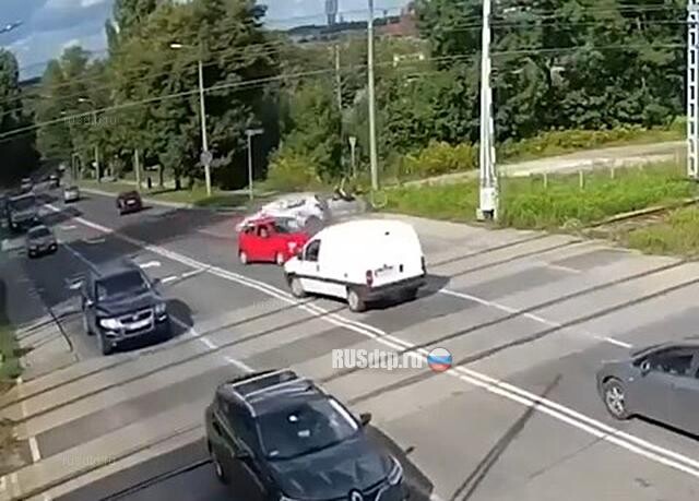 ДТП с участием двух автомобилей и велосипеда