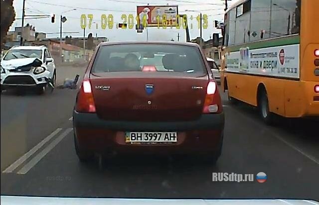 Водитель ВАЗа выпал из автомобиля