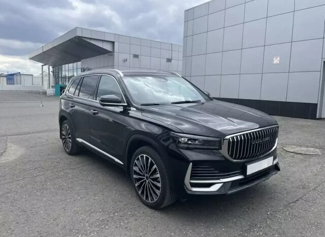 Губернатор Нижегородской области купил первый экземпляр нового кроссовера «Волга» 