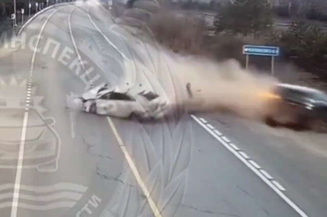 «Не уступила дорогу»: 37-летняя женщина погибла на глазах у дочери в Ивановской области