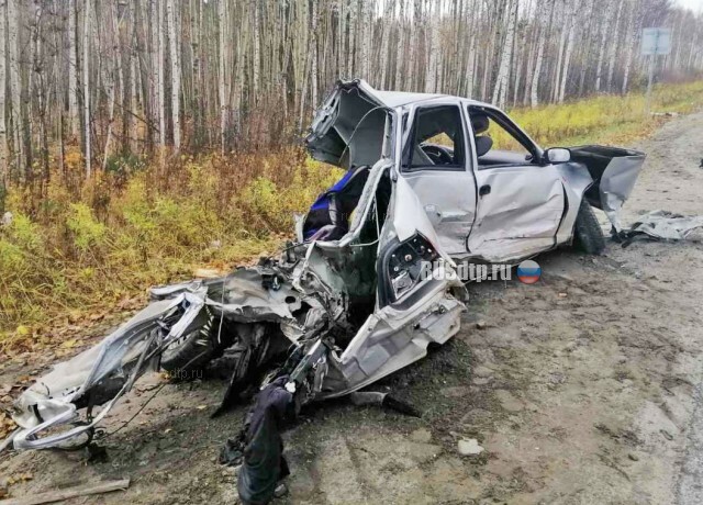 «Нексию» разорвало на части в ДТП под Нижневартовском 