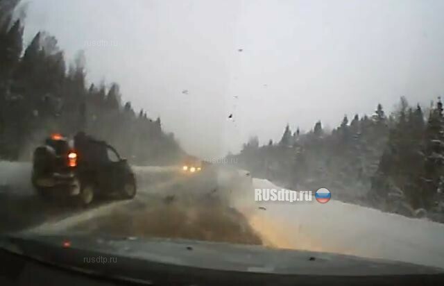 Четыре машины столкнулись на трассе \»Вологда — Новая Ладога\»
