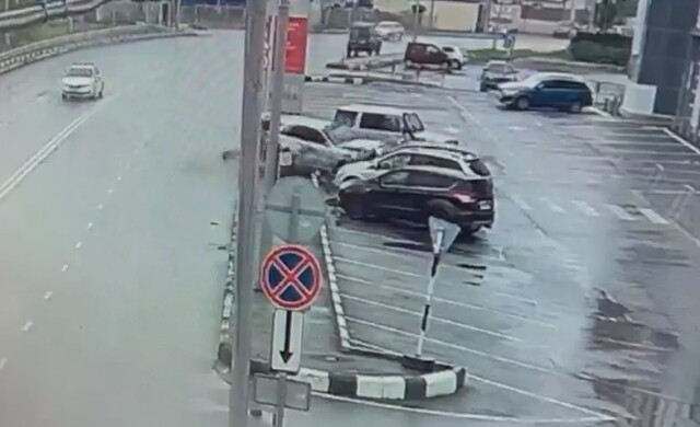 В Южно-Сахалинске пьяный водитель пытался скрыться от полицейских и попал в ДТП