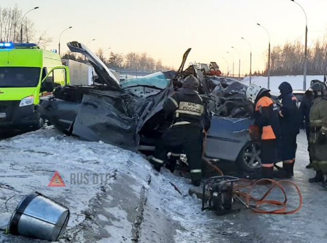 Водитель «Лексуса» погиб в массовом ДТП в Новосибирске 