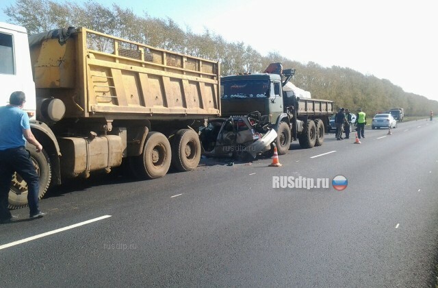 В Башкирии в массовом ДТП пострадали водитель и пассажир «Лады Калины» 