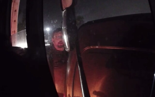 «Ты права что ли вчера получил?»: ДТП на перекрестке с круговым движением в Ярославле