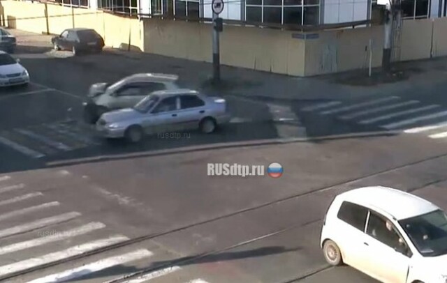 Авария на перекрестке в Краснодаре