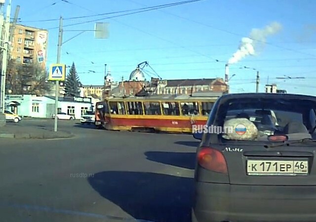 ДТП с участием автокрана и трамвая в Курске