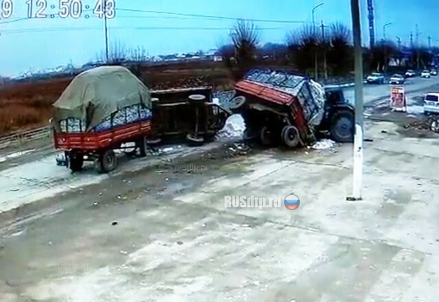 ДТП с трактором в Казахстане