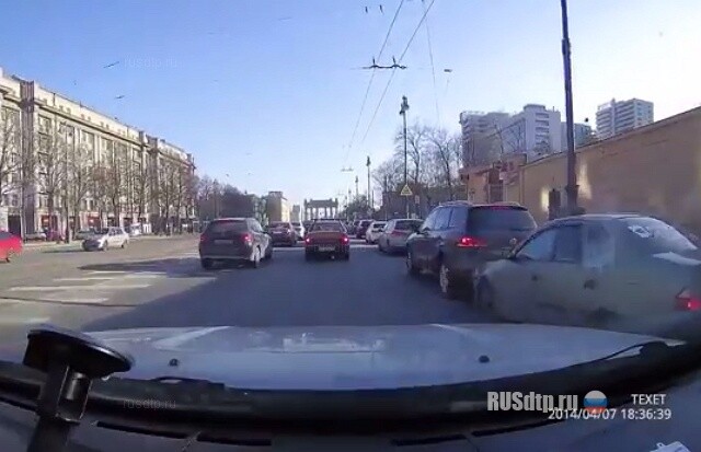 На ровном месте 