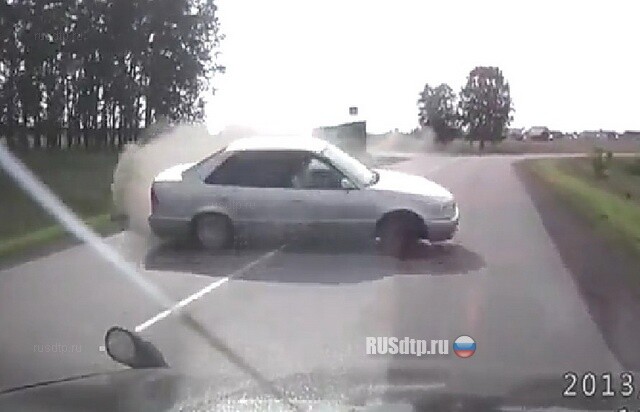 Крутой занос Тойоты Сурф 