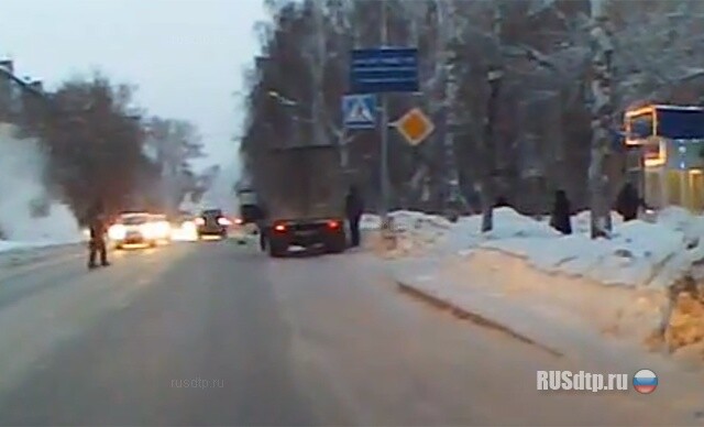 Наезд на улице Новогодней 