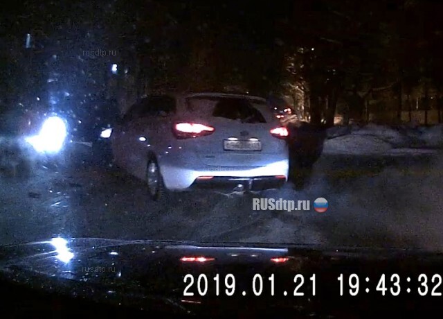 Kia Ceed повернул
