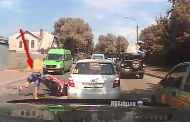 Подбил двухколесного 