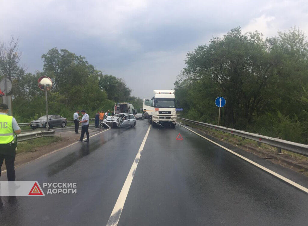 Мужчина и женщина погибли в ДТП в Красноярском районе