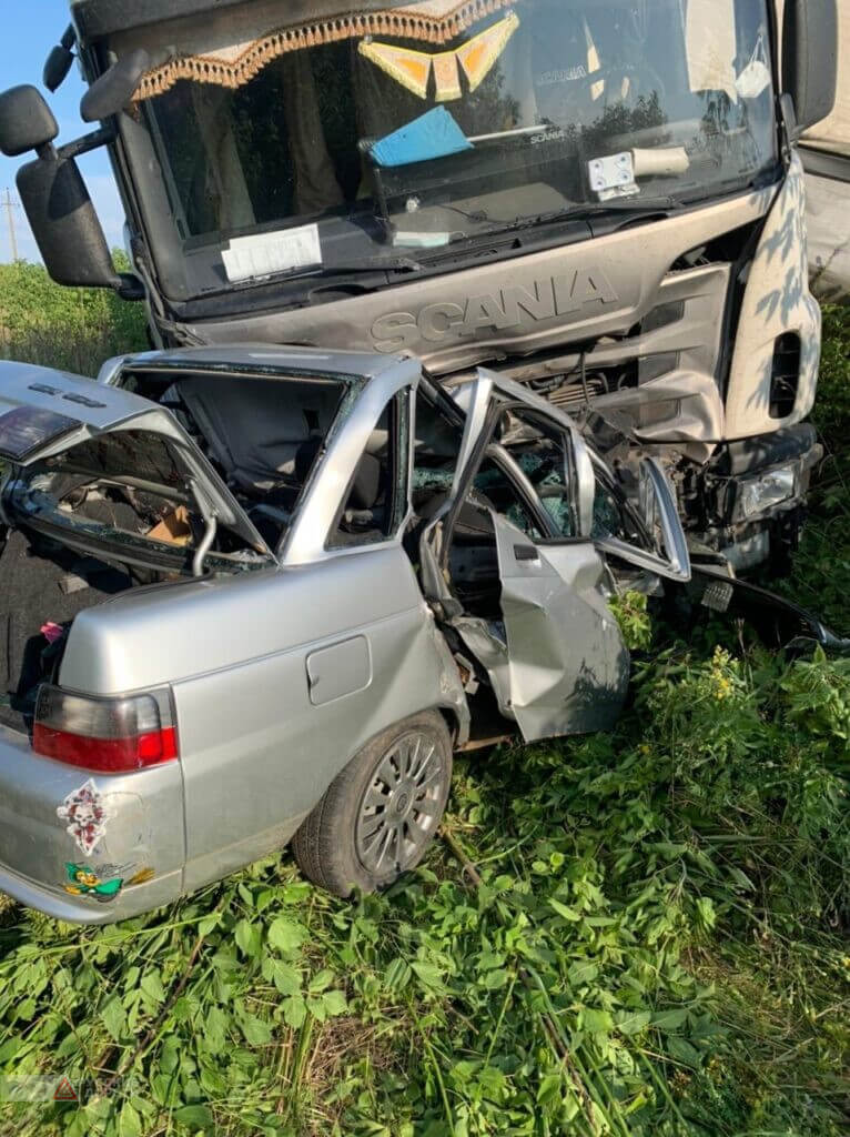 Водитель &#171;десятки&#187; разбился на трассе М-5 в Мордовии