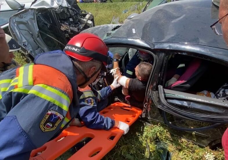 Шестеро детей пострадали в массовой аварии под Саратовом