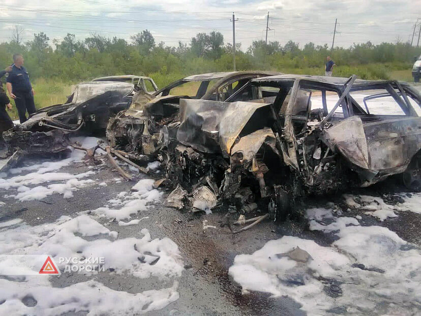 Двое погибли в массовом огненном ДТП на трассе Самара &#8212; Волгоград