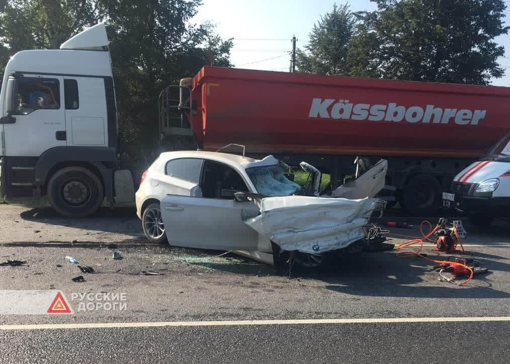 Женщина и ребенок разбились в утренней аварии в Калужской области