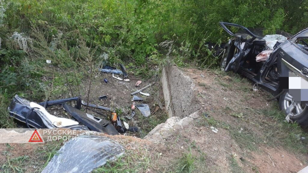 Женщина-водитель и её пассажир погибли в ДТП в Татарстане