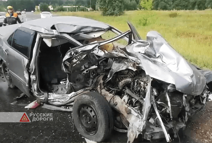 38-летняя женщина-водитель «Хонды» разбилась под Красноярском