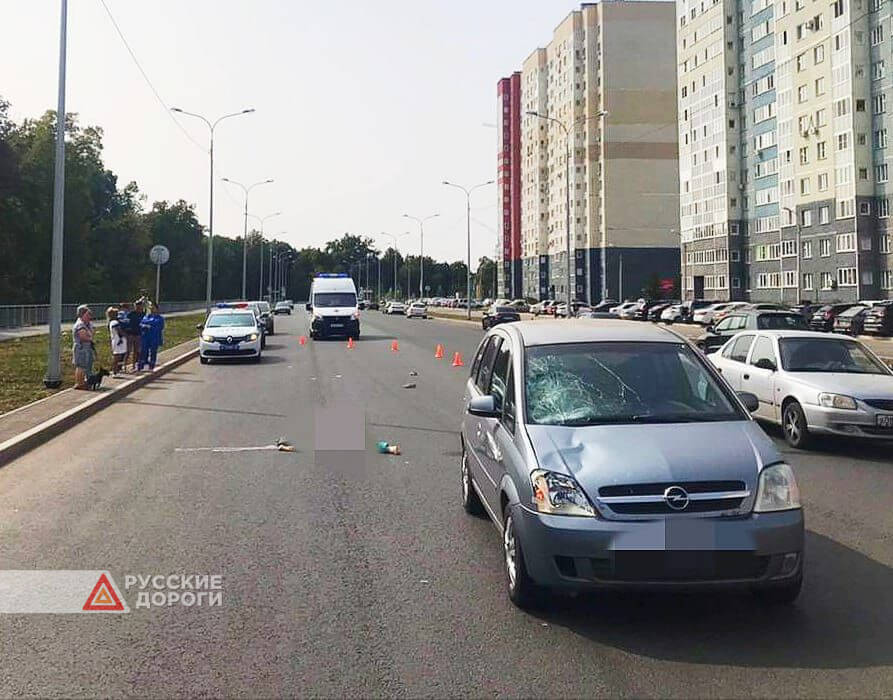 Пожилая женщина погибла под колесами автомобиля в Уфе