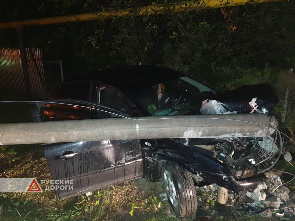 В Чувашии пьяный водитель врезался в столб