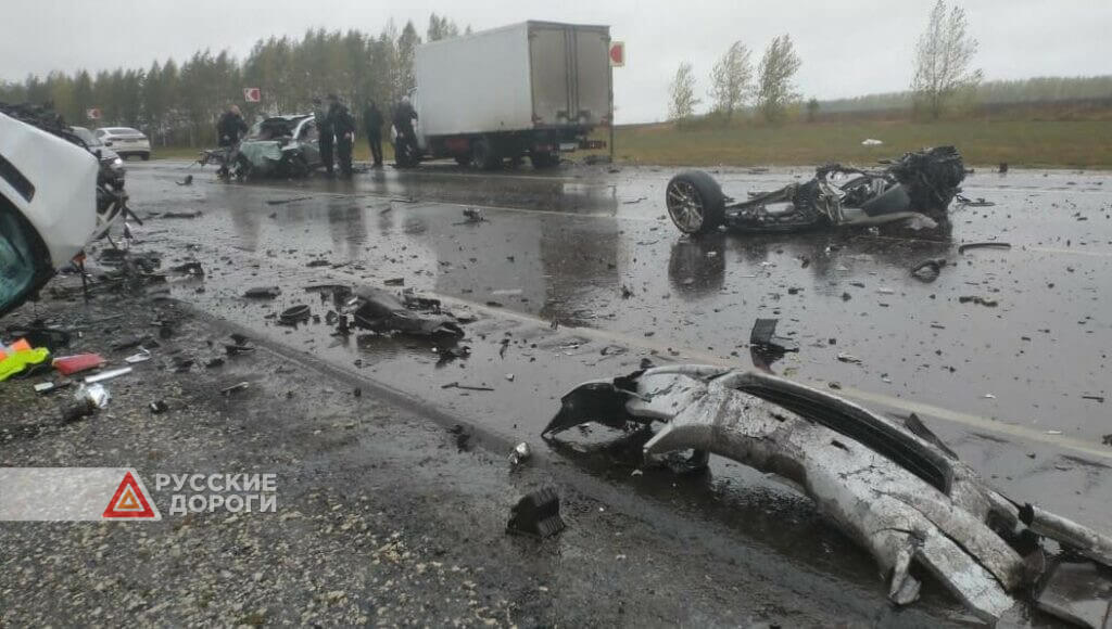 Водитель &#171;Хонды&#187; погиб в ДТП с микроавтобусом в Татарстане