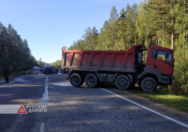 Водитель «Тойоты» разбился на трассе «Золотое кольцо»