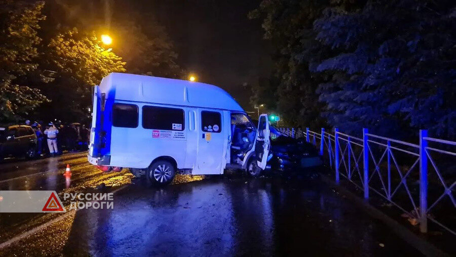 В ДТП с маршруткой в Железноводске погибли два человека