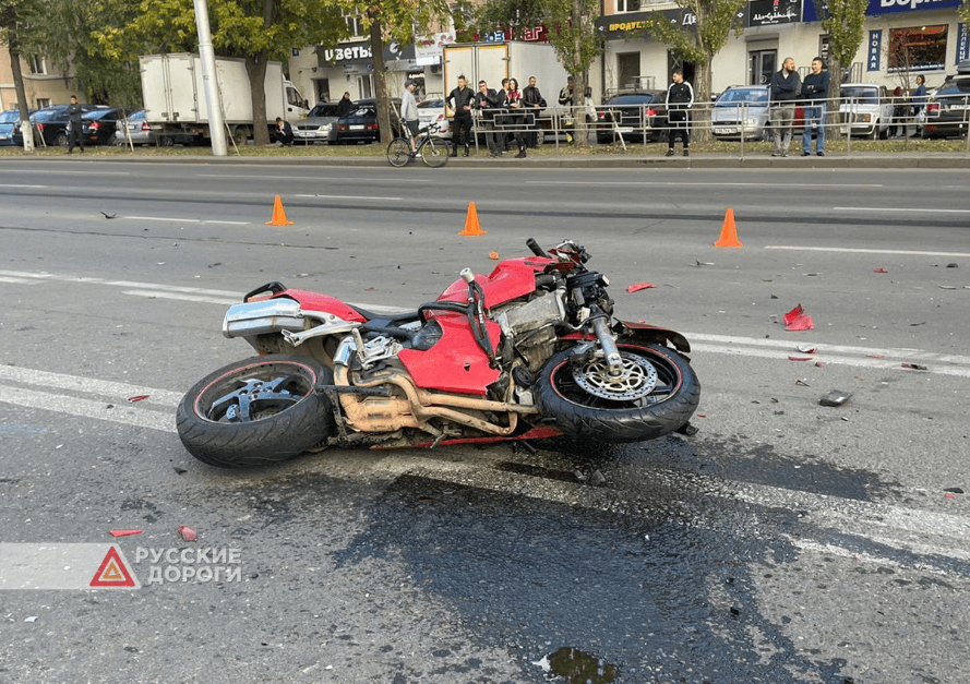 Мотоциклист погиб в массовом ДТП в Уфе