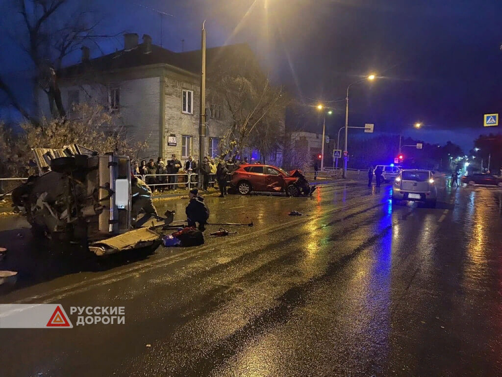 Пассажирка &#171;Жигулей&#187; погибла в тройном ДТП в Озерске