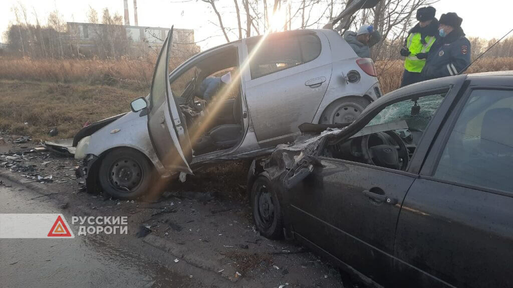 Водитель &#171;Тойоты&#187; погиб в ДТП на улице Выборной в Новосибирске