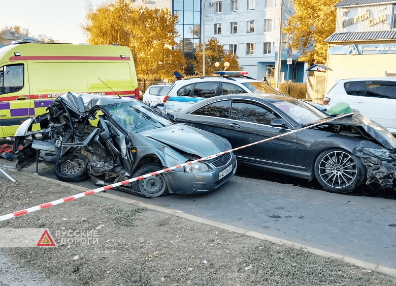 Водитель и пассажирка «Приоры» погибли в ДТП в Уральске