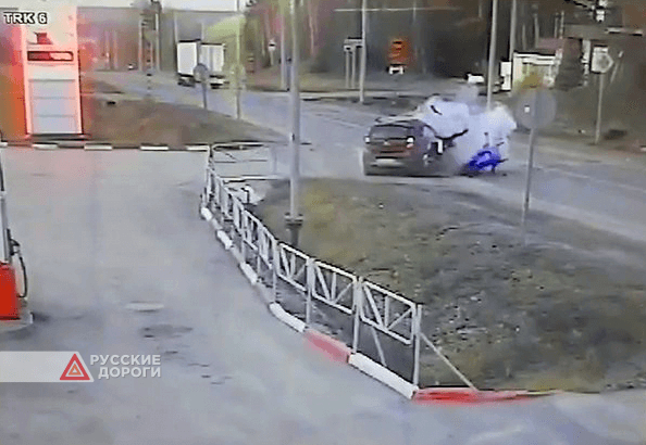 Мотоциклист и пассажир автомобиля погибли на трассе Нытва — Кудымкар