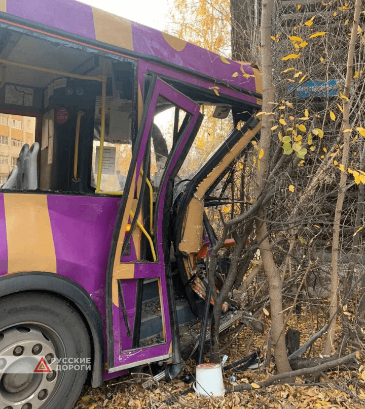 24 человека пострадали в массовом ДТП в Нижнем Новгороде