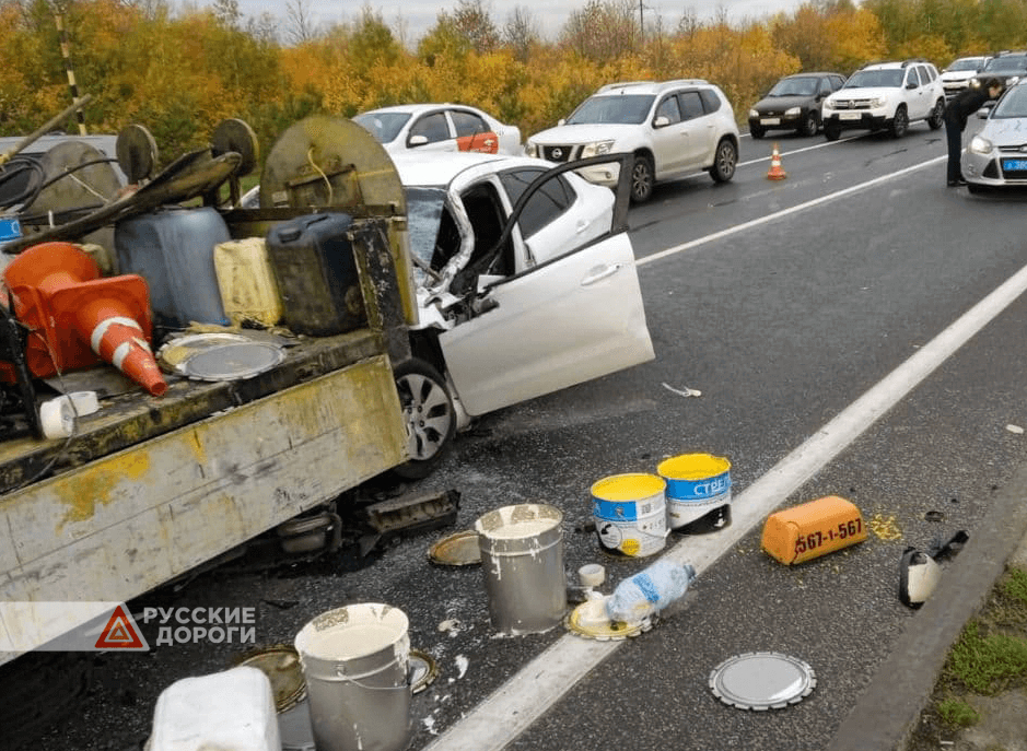 Пассажир такси погиб в утреннем ДТП под Казанью