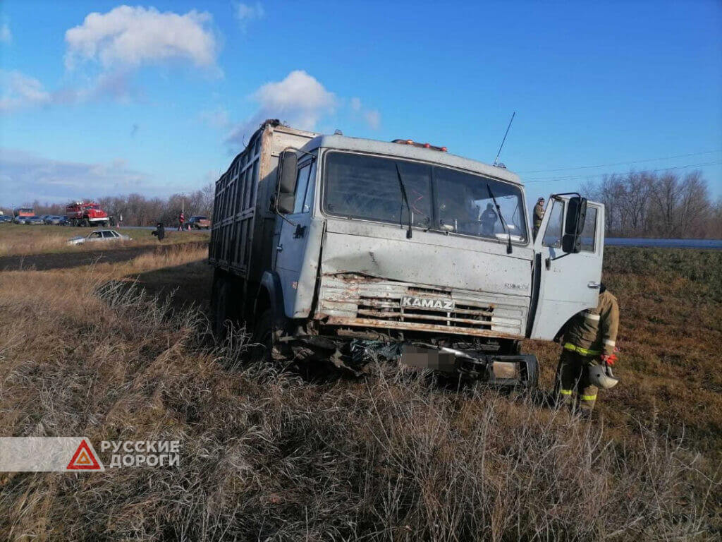 Двое погибли в массовом ДТП под Самарой