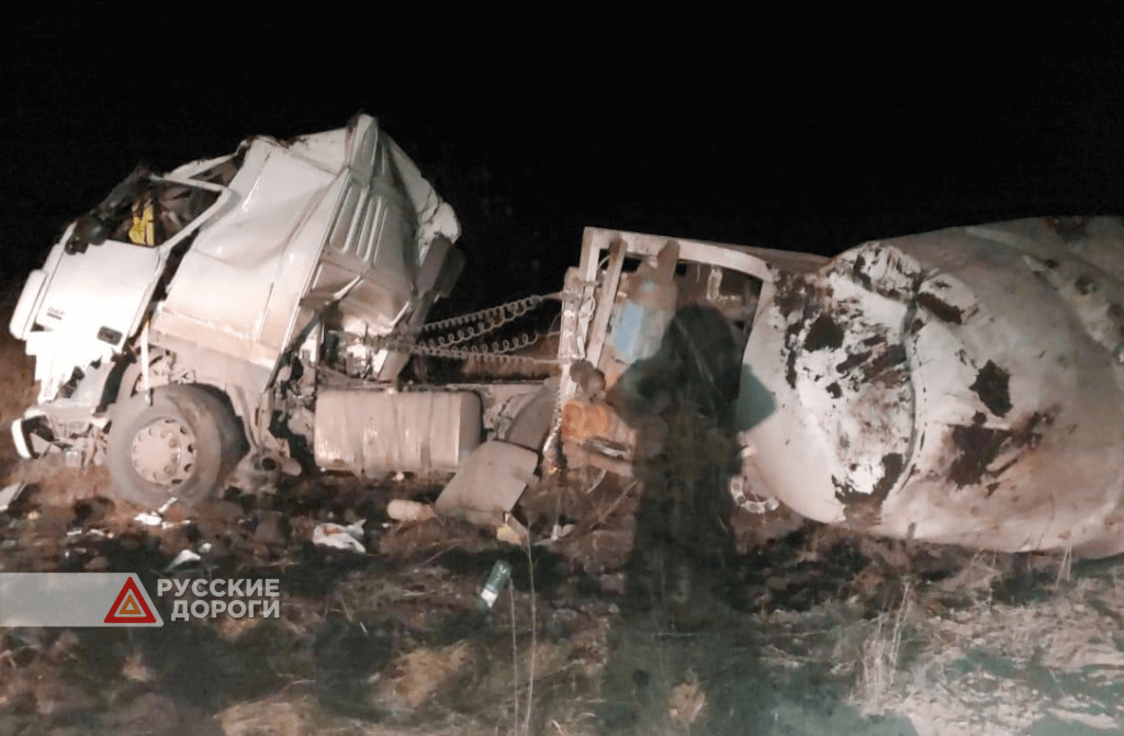 Водитель цементовоза погиб в ДТП в Белгородской области