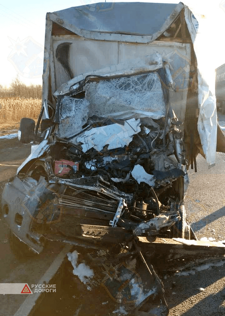 Два водителя погибли в ДТП на трассе М-10