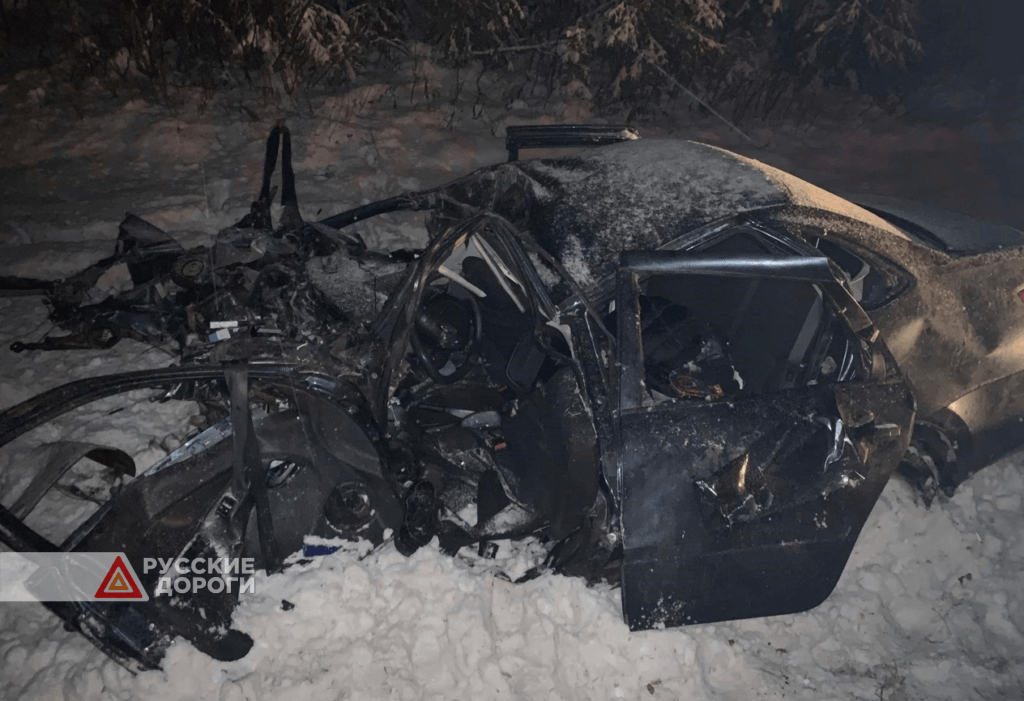 29-летний водитель «Гранты» погиб под встречной фурой в Кировской области