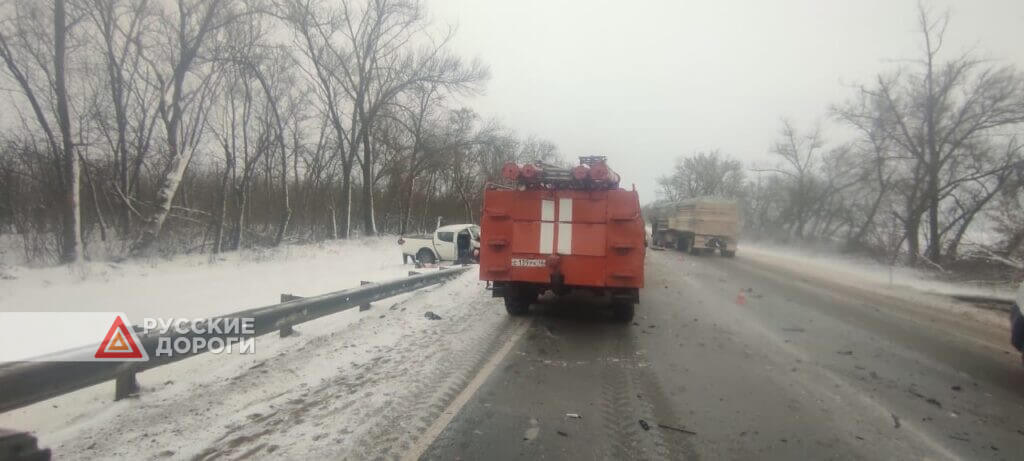 Водитель и пассажирка &#171;Жигулей&#187; погибли в массовом ДТП на трассе М-2 в Курской области