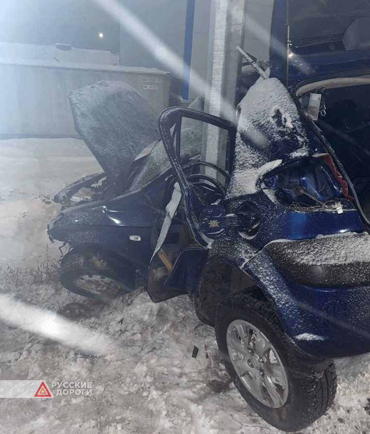 40-летний водитель разбился на Вольском тракте под Саратовом