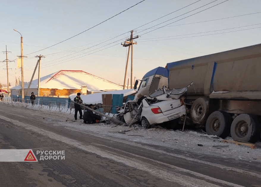 Пожилые супруги погибли по вине водителя грузовика в Тюменской области