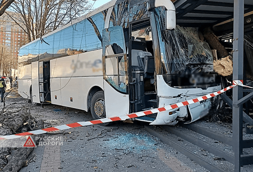 В Одессе автобус попал в крупное ДТП